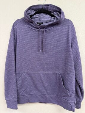 Champion elite Sweatshirt Hoodie Women’s Size Large Purple